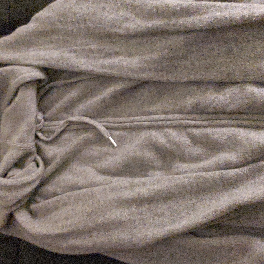 cashmere fullzip with hood